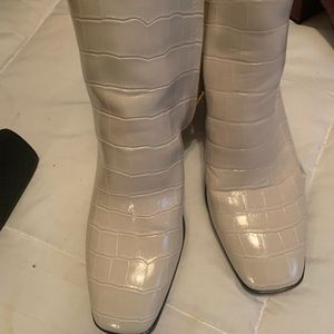 Brand Bew Calvin Klein Boots♥️